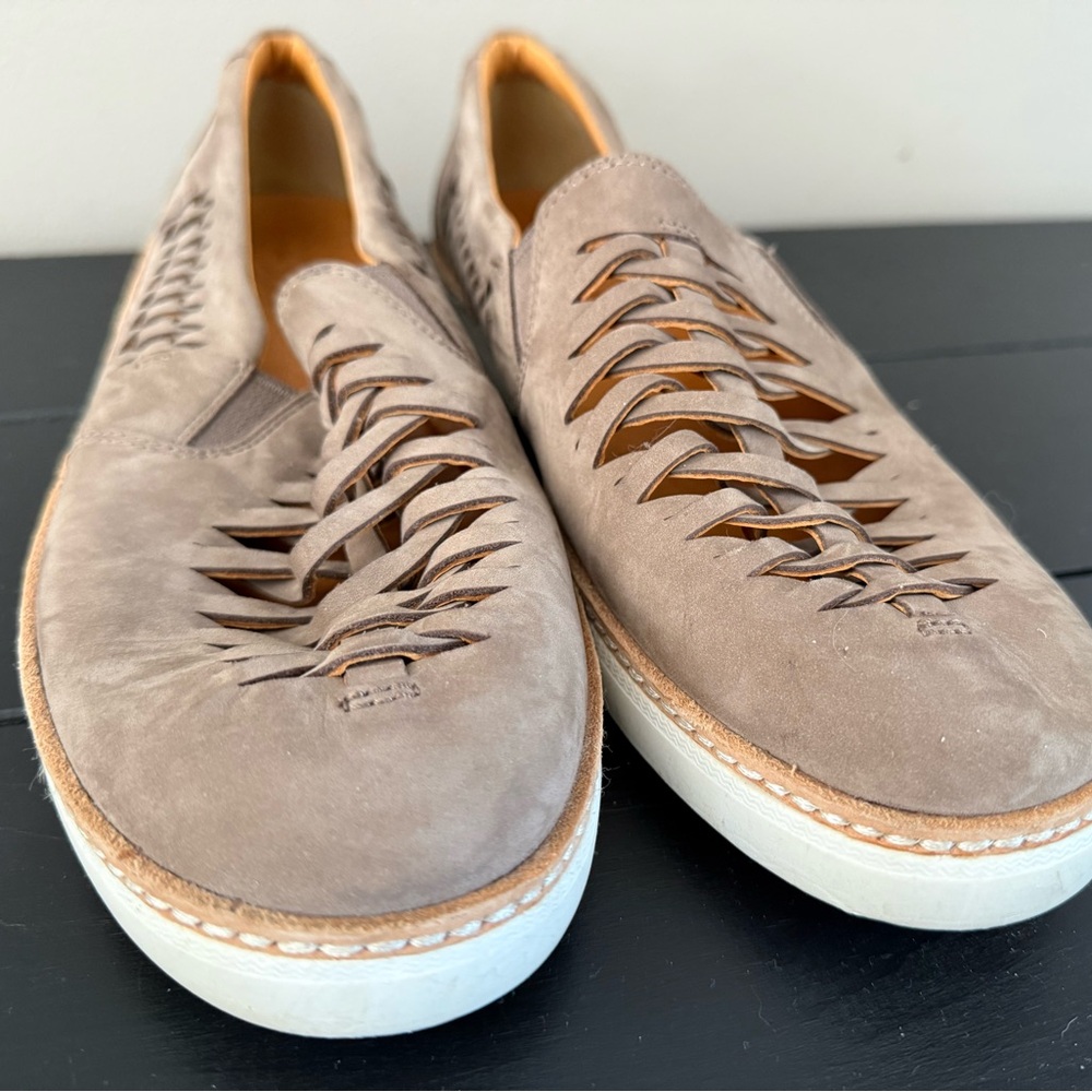 Sperry Gold Cup Women’s Suede Shoe